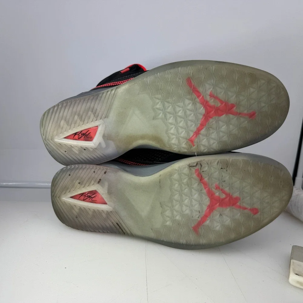 Jordan Flight Remix Men 9.5 Black Infrared Cool Grey Basketball Shoes 679680-020